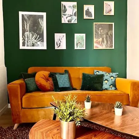Camille Apartment